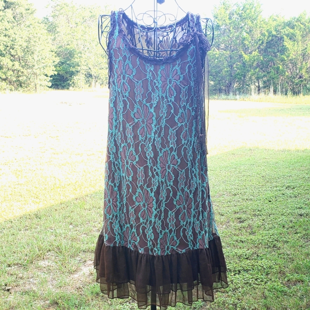 Altar'd State Lace Sleeveless Top